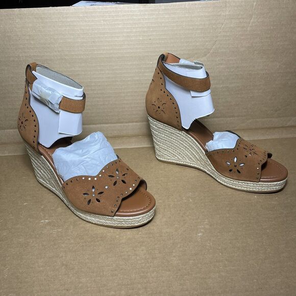 Coach Kelsi Brown Studded Strappy Suede Espadrilles Wedges Shoes NEW Size 11 - Picture 2 of 10